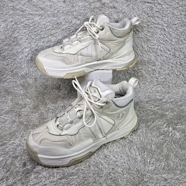 [BUNJANG] Descente Montana Luxe Sneakers / 260 데상트 몬타나 럭스 스니커즈