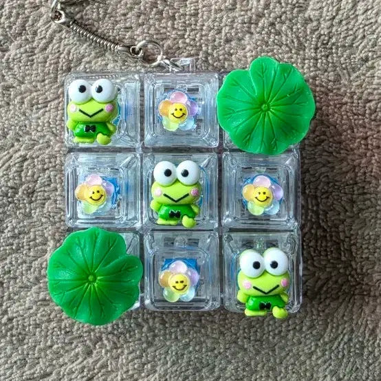 [BUNJANG] Keroppi 9-Piece Figure Keychain / 케로피 피규어 9구 키캡 키링
