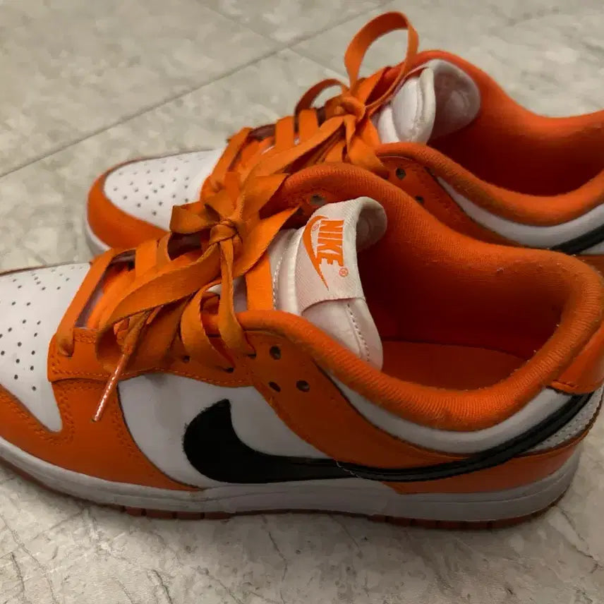 [BUNJANG] Nike Dunk Low Orange White (235mm) / 나이키 덩크 로우 오렌지 화이트 235