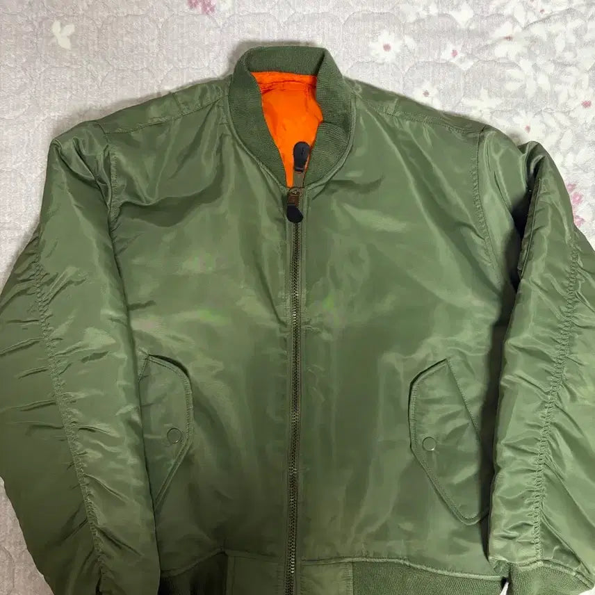 [BUNJANG] Alpha Industries MA-1 Sage Green Flight Jacket / Alpha industries MA-1 세이지그린
