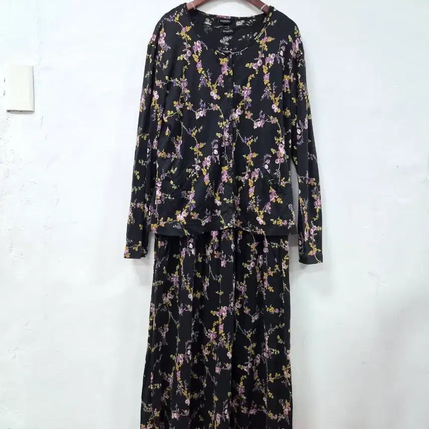 [BUNJANG] INGEBORG Two-Piece Set / INGEBORG 투피스 세트