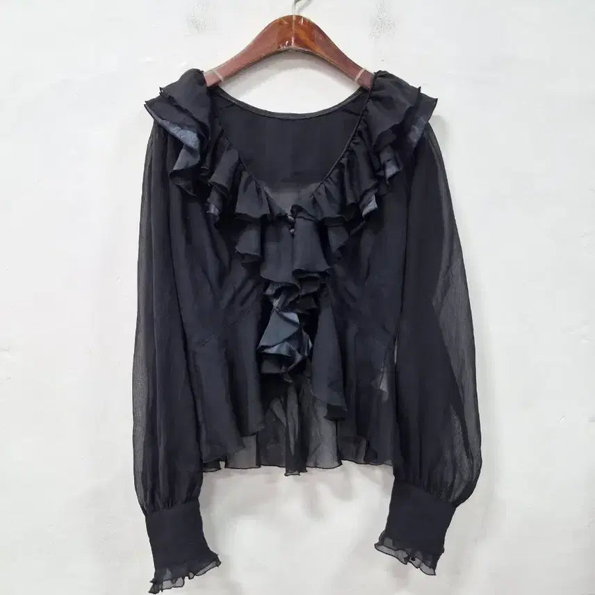 [BUNJANG] DAKS Black Frill Blouse / DAKS 닥스 프릴 블라우스 블랙