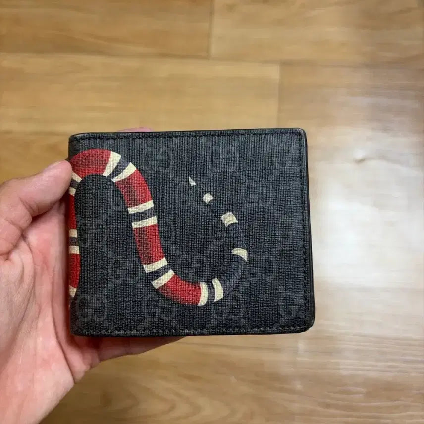[BUNJANG] Gucci Snake Bifold Wallet / 구찌 스네이크 반지갑