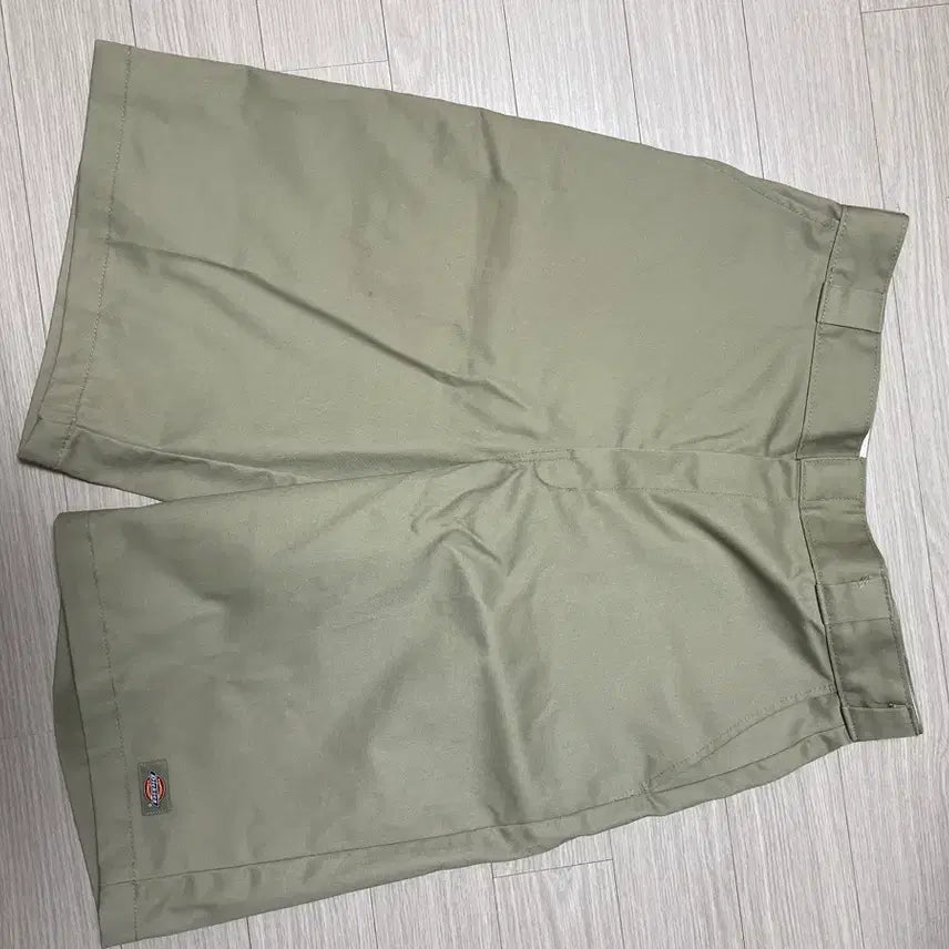 [BUNJANG] Dickies 874 Work Shorts Beige / 디키즈 반바지