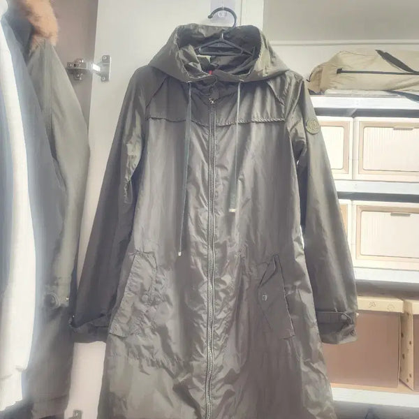 [BUNJANG] Moncler Windbreaker Jacket / 몽클 바람막이
