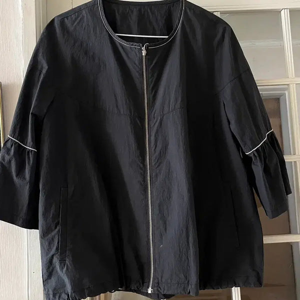 [BUNJANG] Black Zip-Up Jacket with Frill Detail / 블랙 집업 자켓