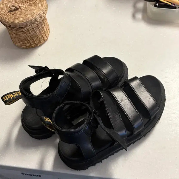 [BUNJANG] Dr. Martens Blair Sandals / 닥터마틴 블레어