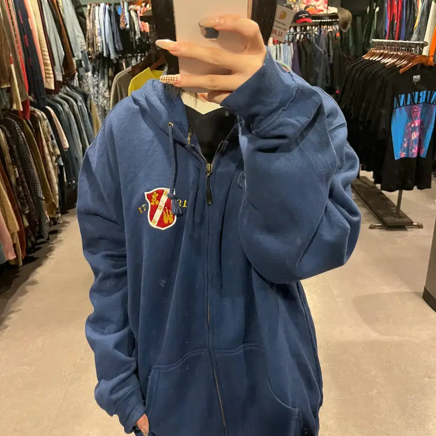 [BUNJANG] Disney Crest Patch Navy Hooded Zip-up / (037) 디즈니 크레스트 패치 네이비 후드집업