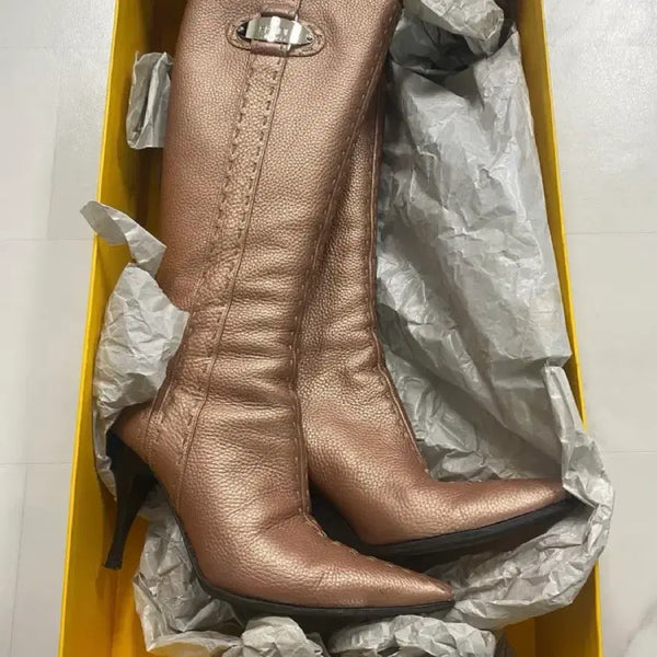 [BUNJANG] Fendi Selleria High Boot Pumps / 펜디부츠High Boot Pump Selleria Bois De Rose