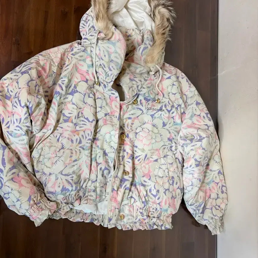 [BUNJANG] Adidas 90s Flower Pattern Padded Jacket with Fur Hood / 아디다스 90년대 패딩