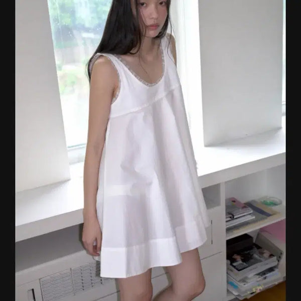 [BUNJANG] Overdue Flare White Dress / 오버듀플레어 화이트 원피스