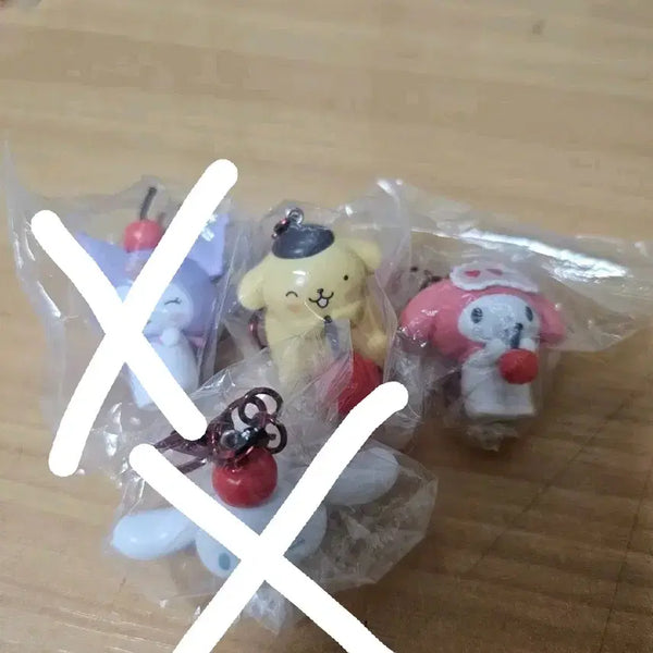 [BUNJANG] Sanrio Cherry Keychain Set / 산리오 체리 키링 4종 판매합니다