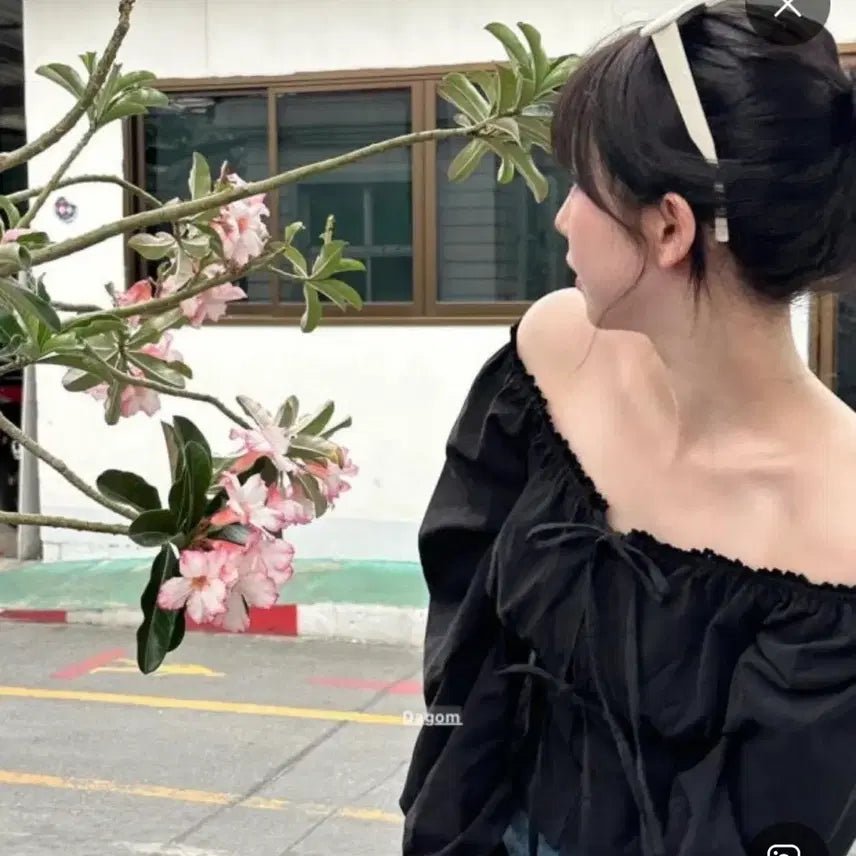 [BUNJANG] Lucy Rouge Karina Blouse / 루시루즈 카리나 블라우스