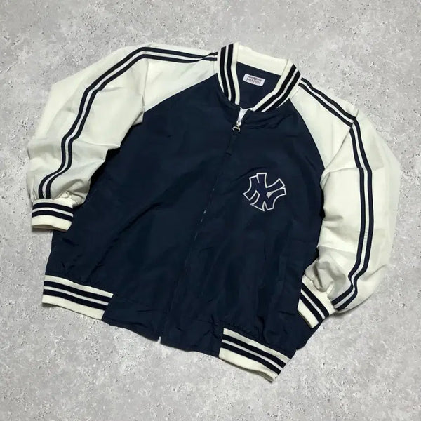 [BUNJANG] New York Yankees MLB Stadium Jacket Varsity Jacket / 뉴욕양키스 스타디움 자켓 MLB 바시티자켓