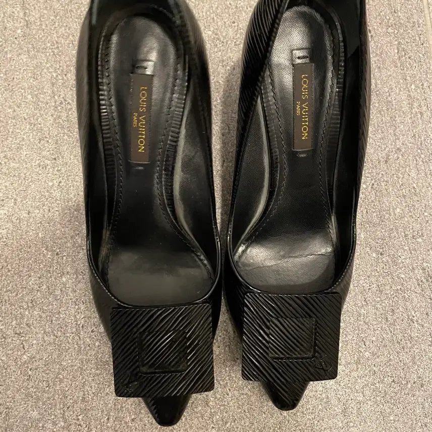 [BUNJANG] Louis Vuitton Heels / 루이비통 구두 34