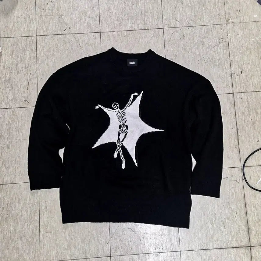 [BUNJANG] Suade Graphic Knit / Suade 그래픽 니트