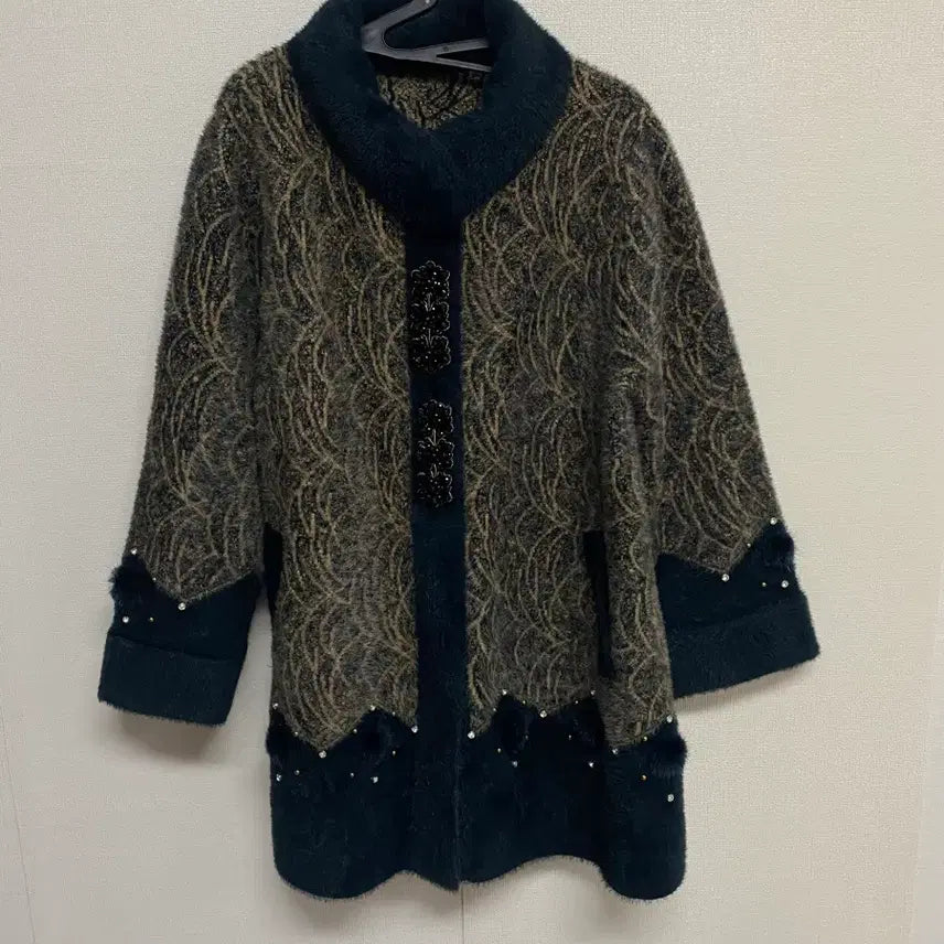 [BUNJANG] Cubic Point Coat / 큐빅 포인트 코트