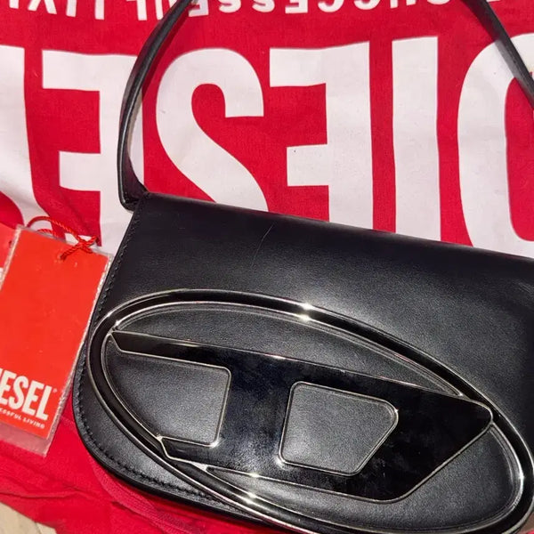[BUNJANG] Diesel 1DR Shoulder Bag (Mini) / 디젤 1DR 숄더백 (미니x)
