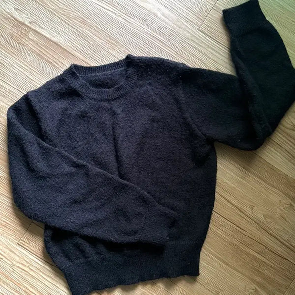 [BUNJANG] Round Neck Black Knit Sweater / 라운드넥 블랙 니트