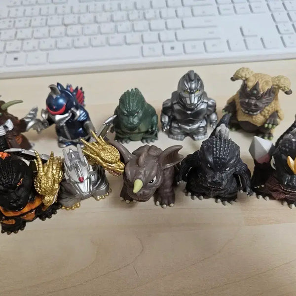 [BUNJANG] Godzilla Puppet Mascot Set (10 Types) / 일괄)고질라 퍼펫 마스코트 10종