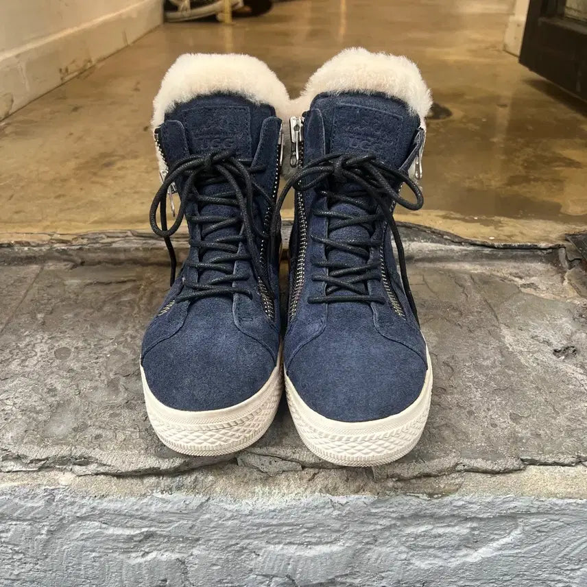[BUNJANG] UGG Suede Fur High-Top Sneakers / 어그 스웨이드 퍼 하이탑 스니커즈