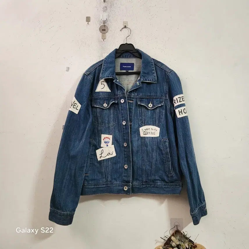 [BUNJANG] Denim Jacket Patch Detail / 청자켓 패치 장식