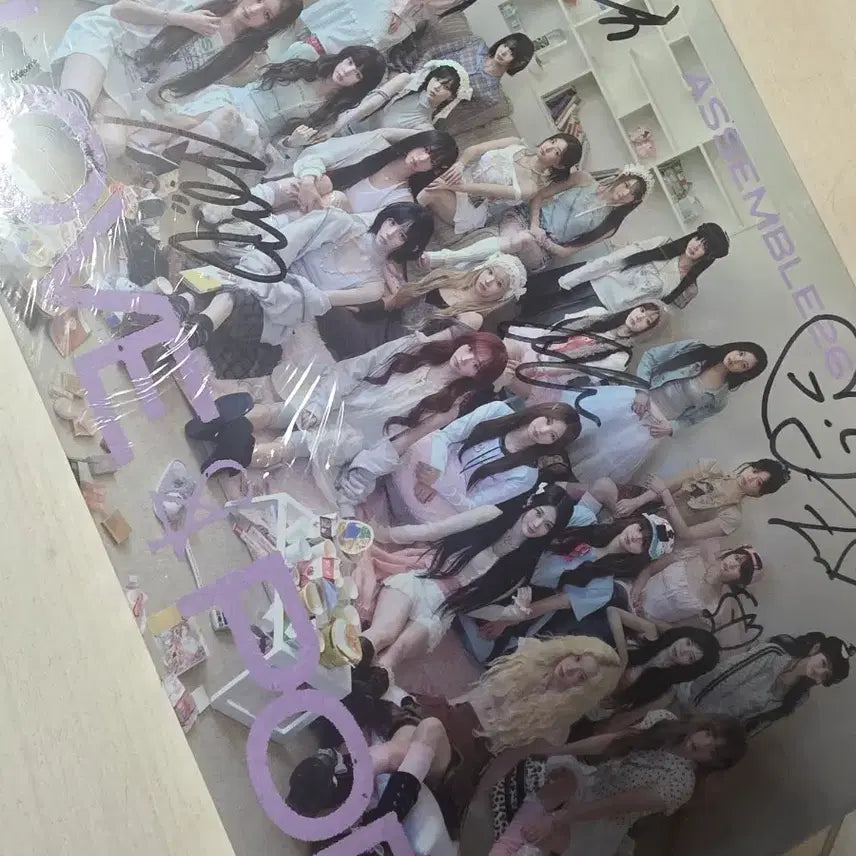 [BUNJANG] tripleS LOVEnAPP Sign Album / 트리플에스 러브앤팝 싸인앨범
