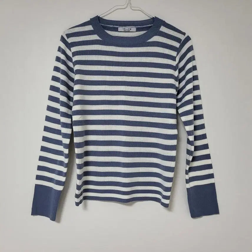 [BUNJANG] Light Blue Stripe Knit Top / 소라 스트라이프 니트 55