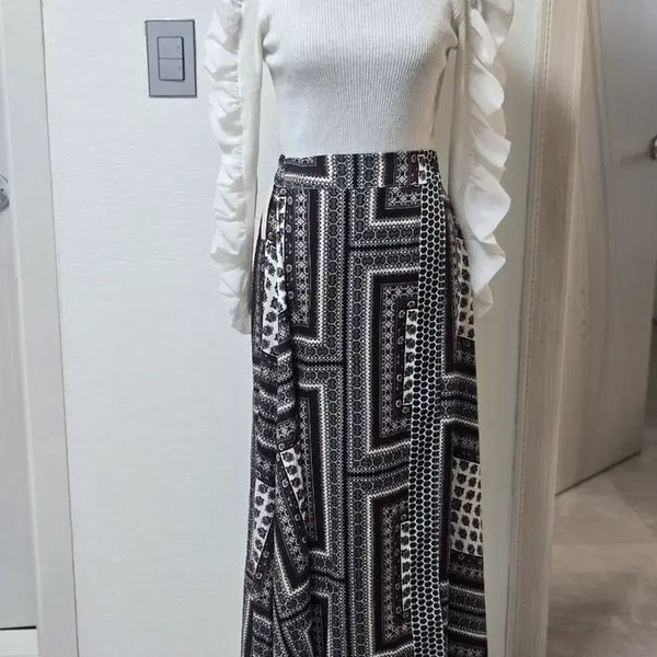 [BUNJANG] Patterned Wrap Long Skirt / 패턴  랩. 프리치. 롱 스커트.