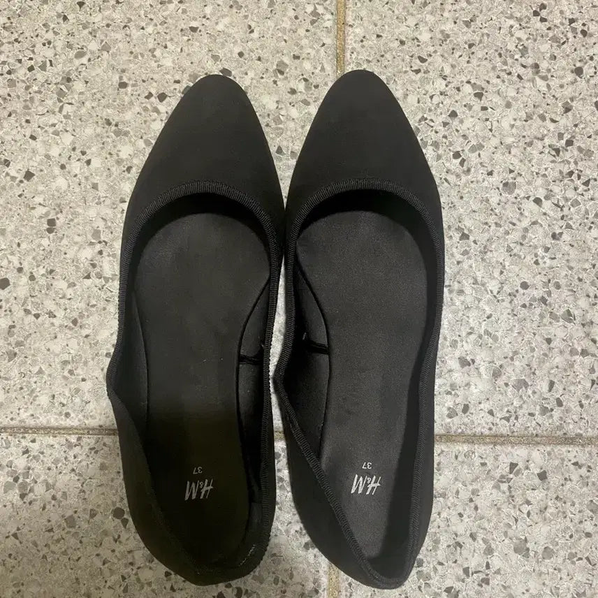 [BUNJANG] H&M Black Suede Flat Shoes Size 235 / H&M 블랙 스웨이드 플랫슈즈 235