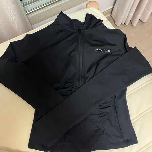 [BUNJANG] SSRATHYMES Elfin Hooded Zip-Up S / 쓰라타임즈 엘핀 후드집업 s