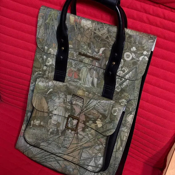 [BUNJANG] Dr. Martens Tate Collaboration Leather Backpack / [미사용 새상품] 닥터마틴 테이트 가죽 백팩 (상태 9.9/10)