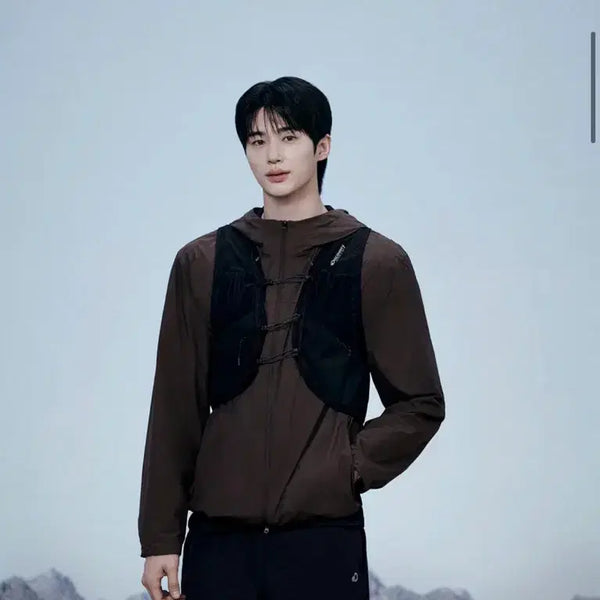 [BUNJANG] Discovery Expedition New Active Running Vest / 디스커버리 신상 액티브 러닝 베스트