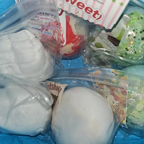 [BUNJANG] Crunchy Squishy Bundle Set with Bonus Items / 크런치 말랑이 4개 일괄 + 덤 2개