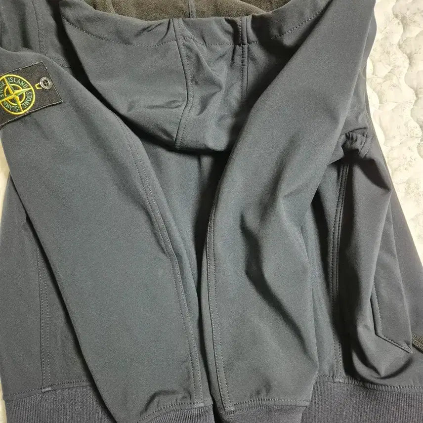 [BUNJANG] Stone Island Softshell Windbreaker Jacket Size S / 스톤아일랜스 소프트쉘 바람막이 S