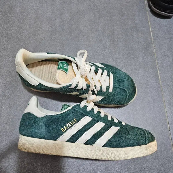 [BUNJANG] Adidas Gazelle Shoes - Size 230 / 아디다스 가젤 230