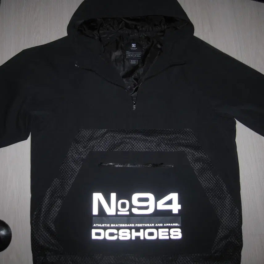 [BUNJANG] DCSHOES Waterproof Anorak / DCSHOES 아노락 방수 빛받으면 반짝거림