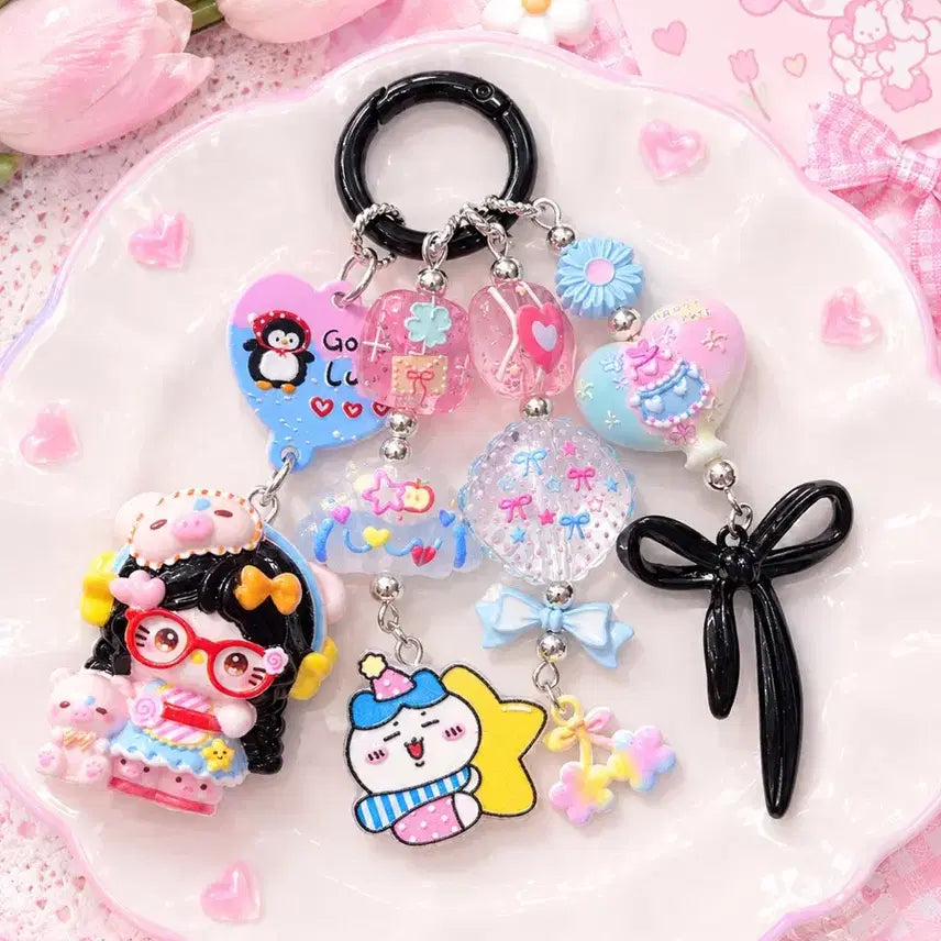 [BUNJANG] Hello Kitty Handmade Bead Keychain / 키티 피규어 핸드메이드 비즈 키링