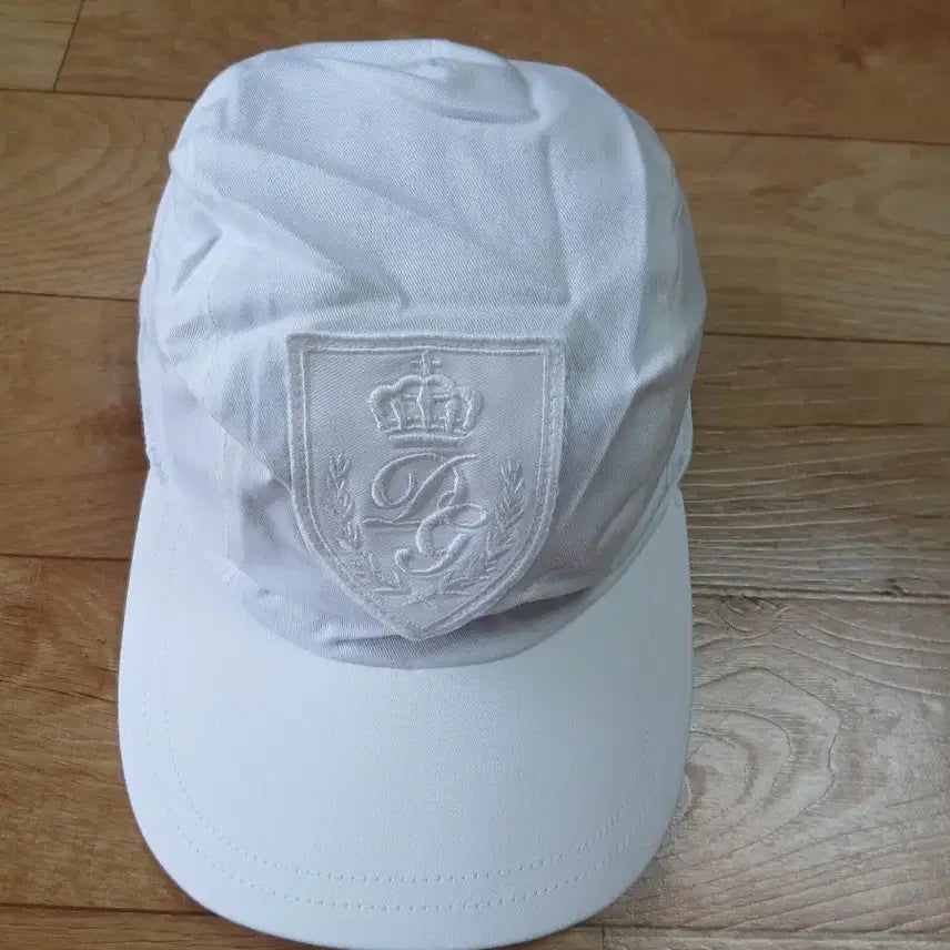 [BUNJANG] Dolce & Gabbana White Baseball Cap 58 / 돌체앤가바나 화이트 볼캡 58