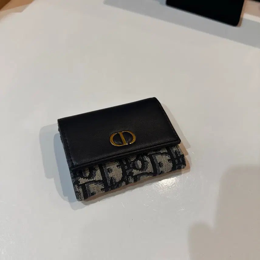 [BUNJANG] Dior 30 Montaigne Wallet / 신형 디올 30 몽테인 지갑