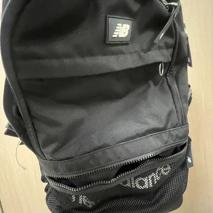 [BUNJANG] New Balance Black Backpack / 뉴발란스 백팩 검정색