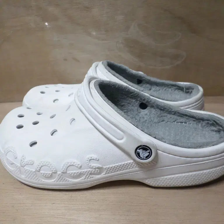[BUNJANG] Crocs Winter Sandals Slippers / 후루룩구제2 280 크록스 방한 샌들 슬리퍼 신발 260927