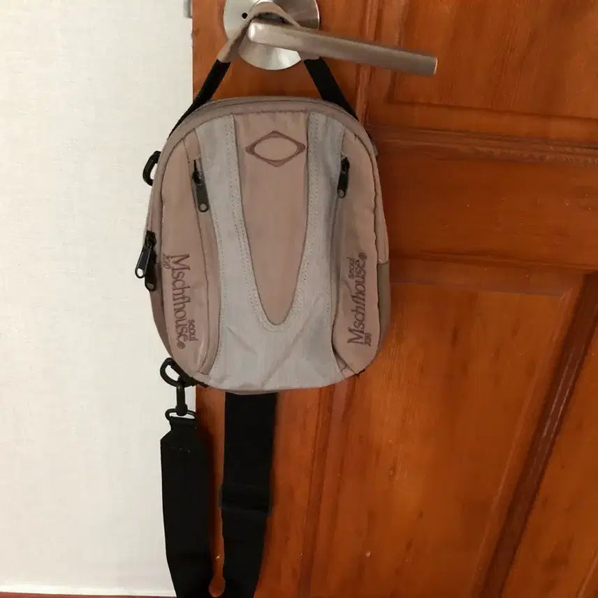 [BUNJANG] Mischief Hip Pack Backpack Pink / 미스치프 힙색 백 백팩 핑크 판매