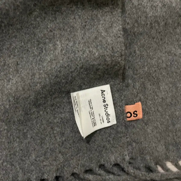 [BUNJANG] Acne Studios Grey Scarf / 아크네 스튜디오 머플러 그레이