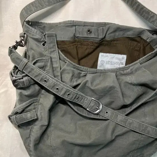 [BUNJANG] Bellier Dalstone Slingbag Khaki / 벨리에 달스톤 슬링백 카키 구매글