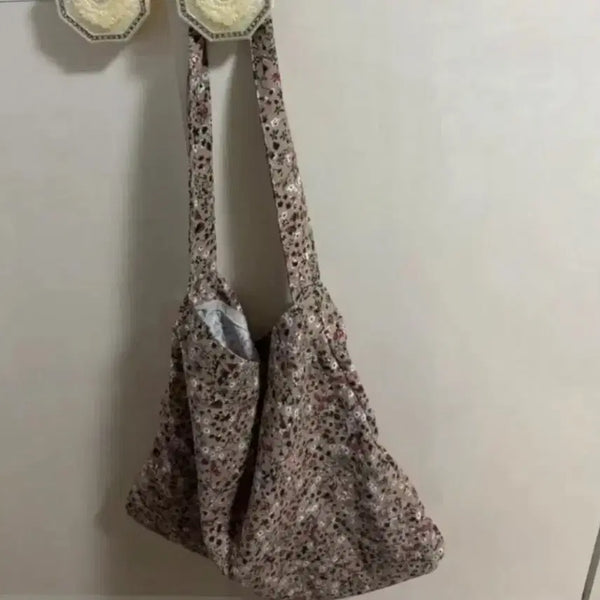 [BUNJANG] Floral Pattern Shoulder Bag Brown / 플라워 패턴 숄더백 브라운
