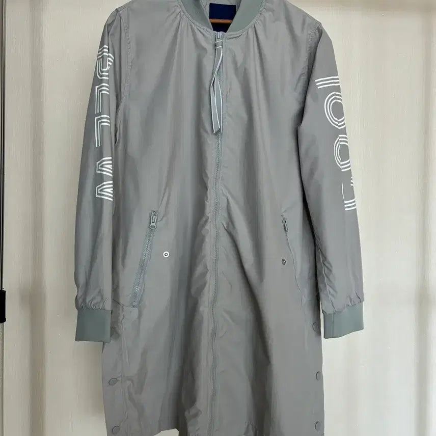 [BUNJANG] Lightweight Windbreaker Jacket / 바람막이 점퍼