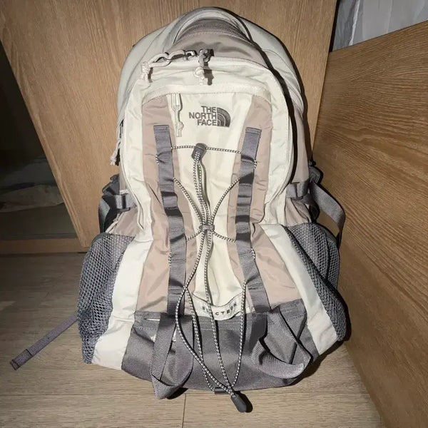 [BUNJANG] The North Face Electron Backpack White Sand / 노스페이스 일렉트론 백팩 화이트 샌드