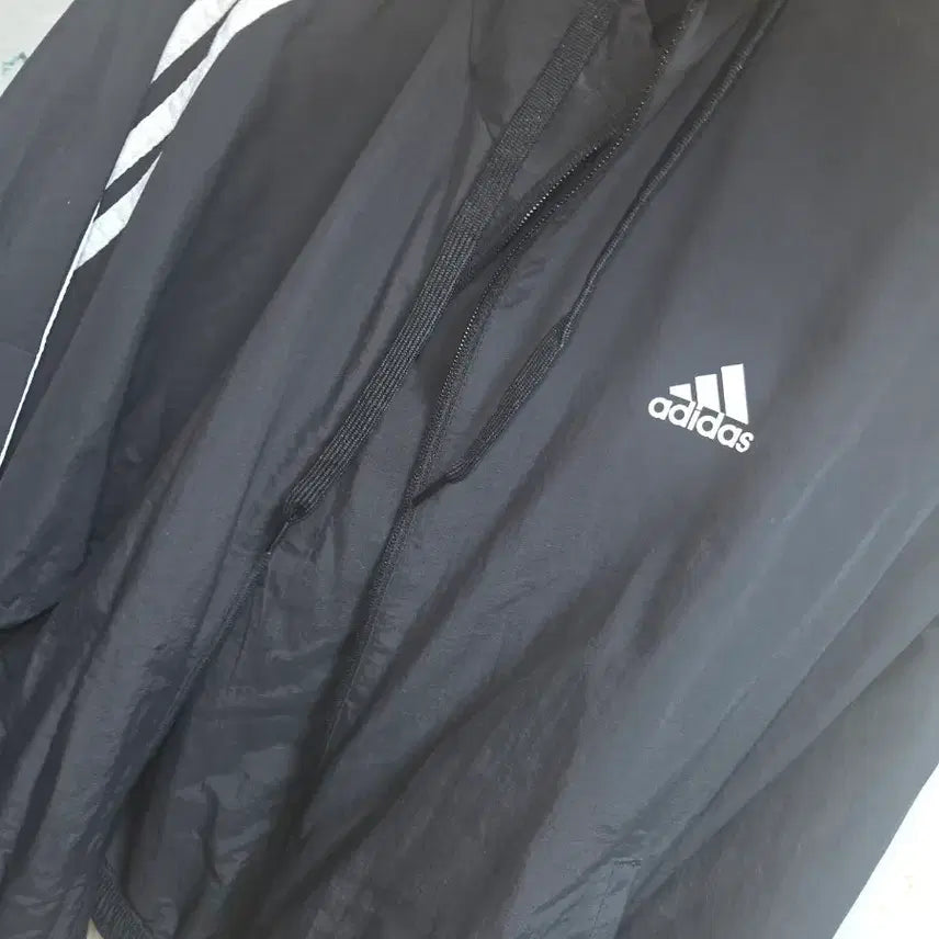 [BUNJANG] Adidas Women's Windbreaker Jacket / 아디다스 바람막이 (여성 원드브레이커)