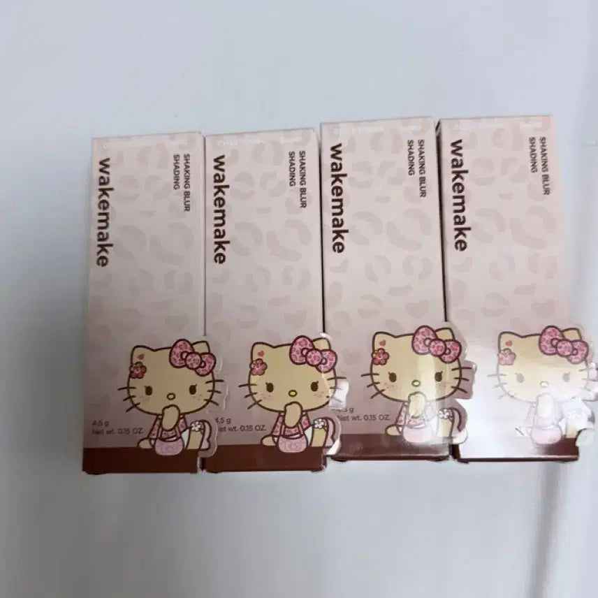 [BUNJANG] WAKEMAKE Hello Kitty Shaking Blur Shading 02 Soft Beige / 웨이크메이크 헬로키티 쉐이킹 블러 쉐딩 02 소프트 베이지